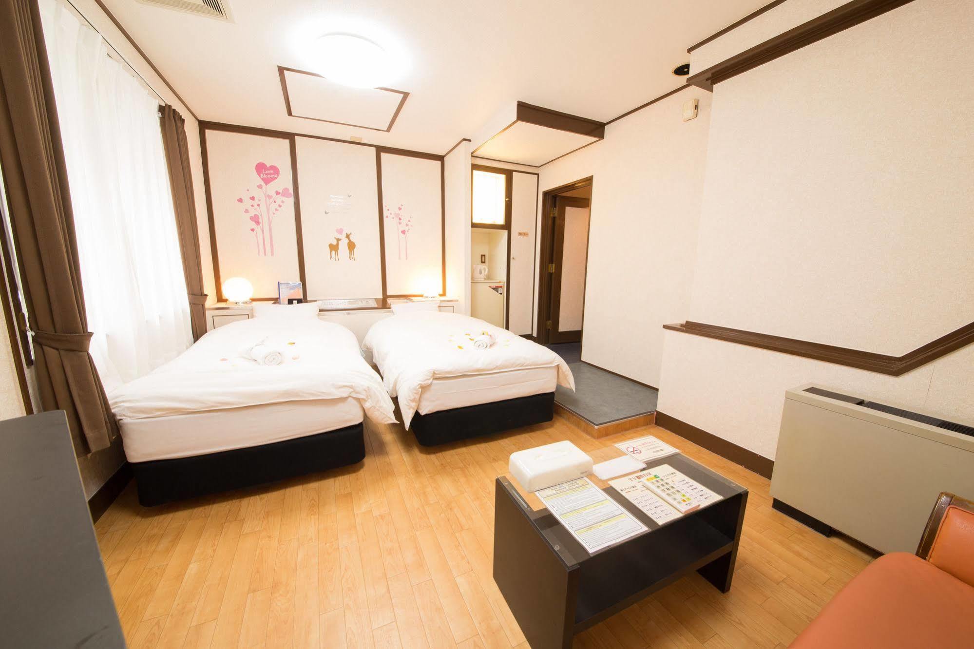 Hotel Candy Hall (Adults Only) Osaca Exterior foto